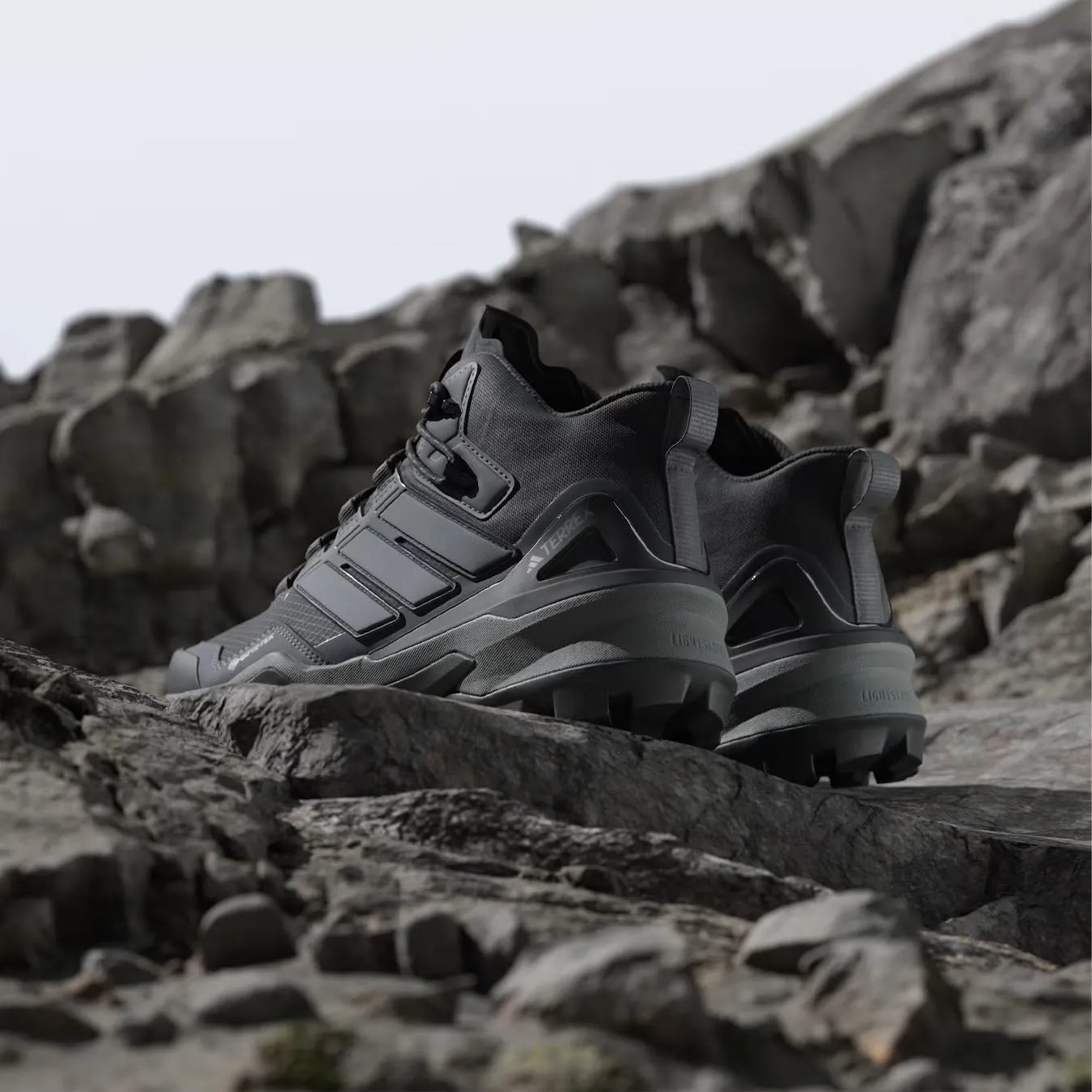 Adidas Terrex Womens Terrex Skychaser Hgiking boots Mid GTX Black