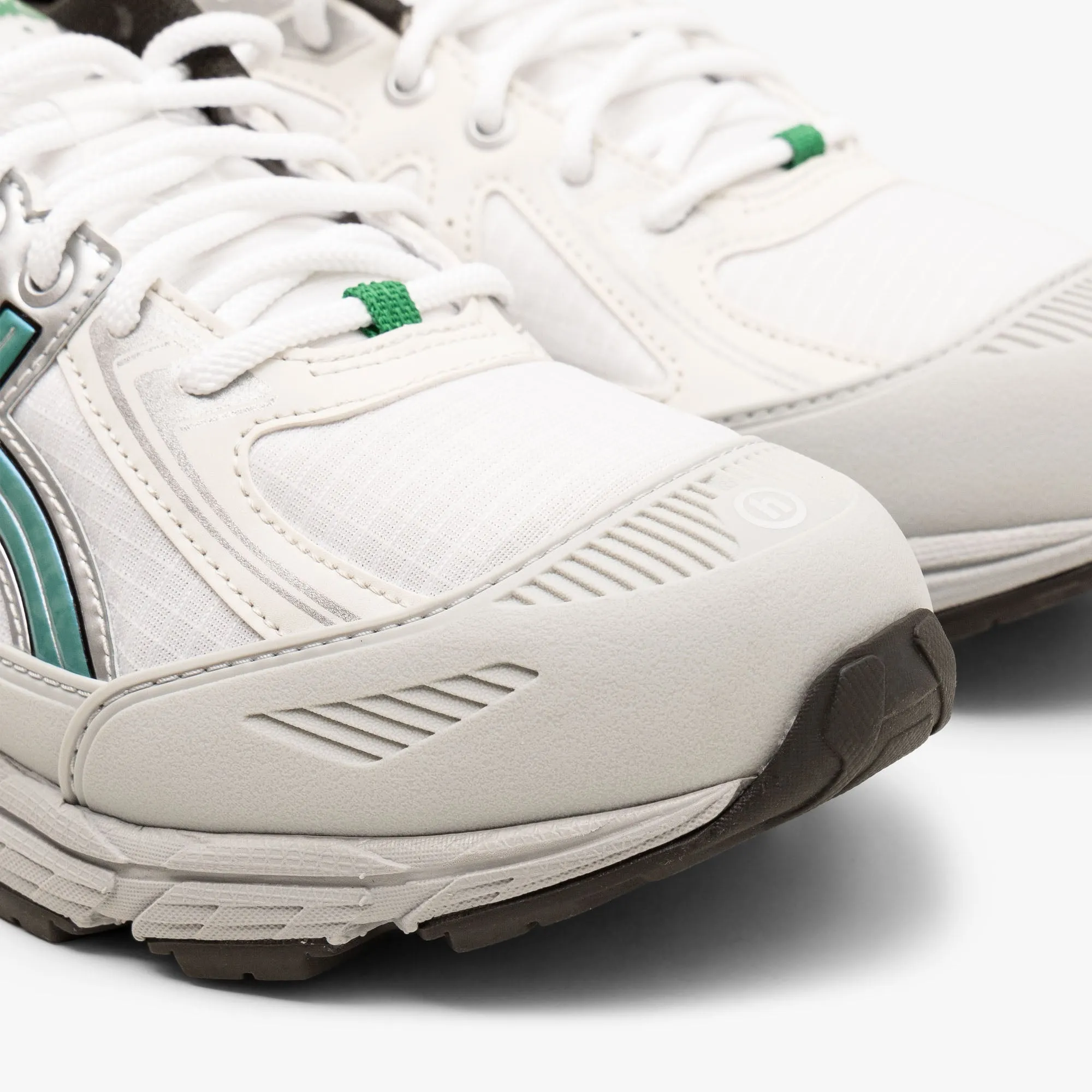 ASICS x HIDDEN NY Gel-Venture 6 Shield / White / Wasabi