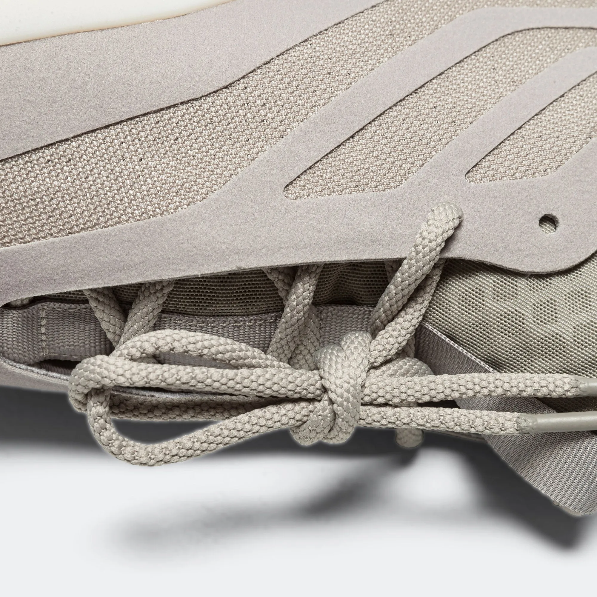 Athletics II Basketball Low - Putty Beige/Putty Beige