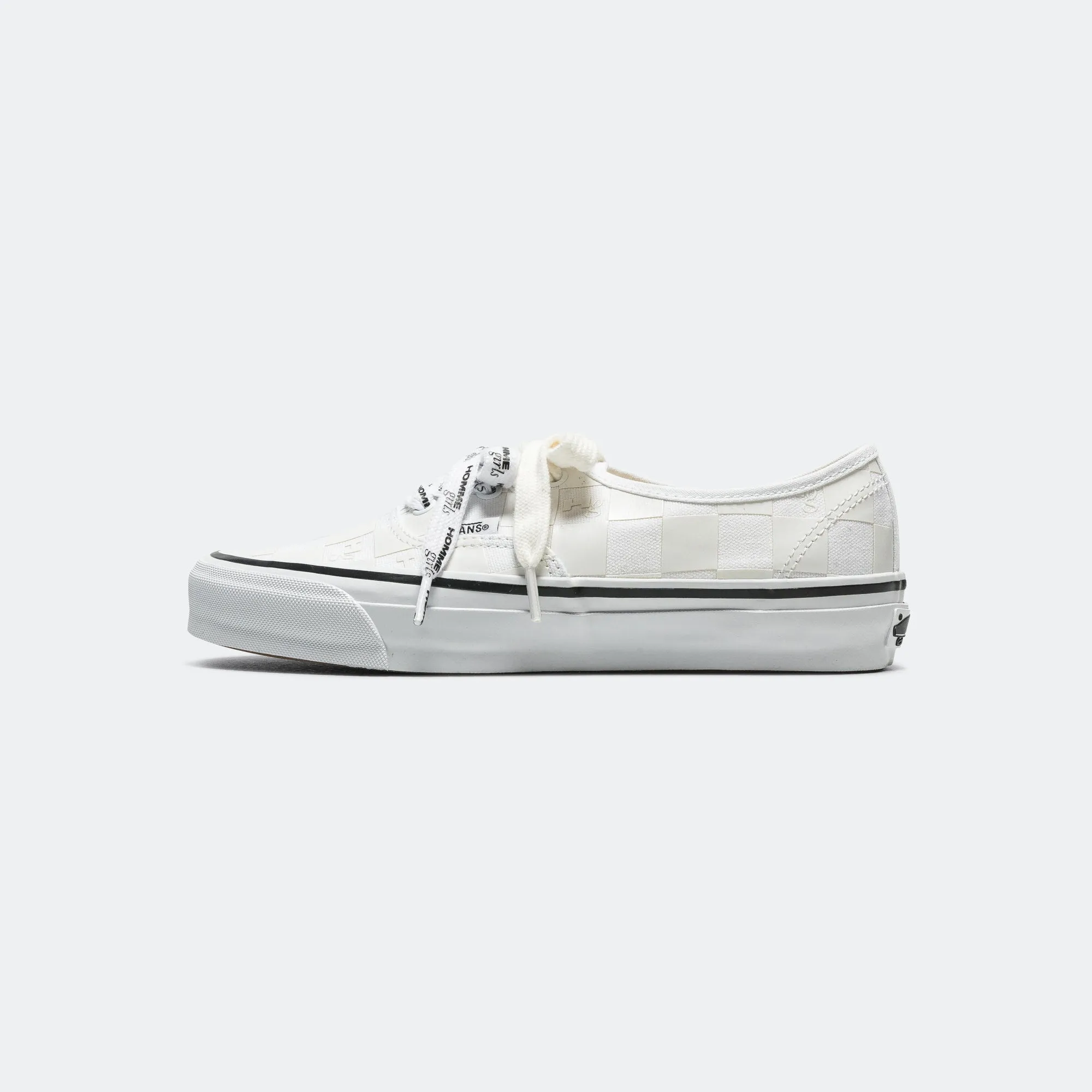 Authentic 44 x Homme Girls - Marshmallow