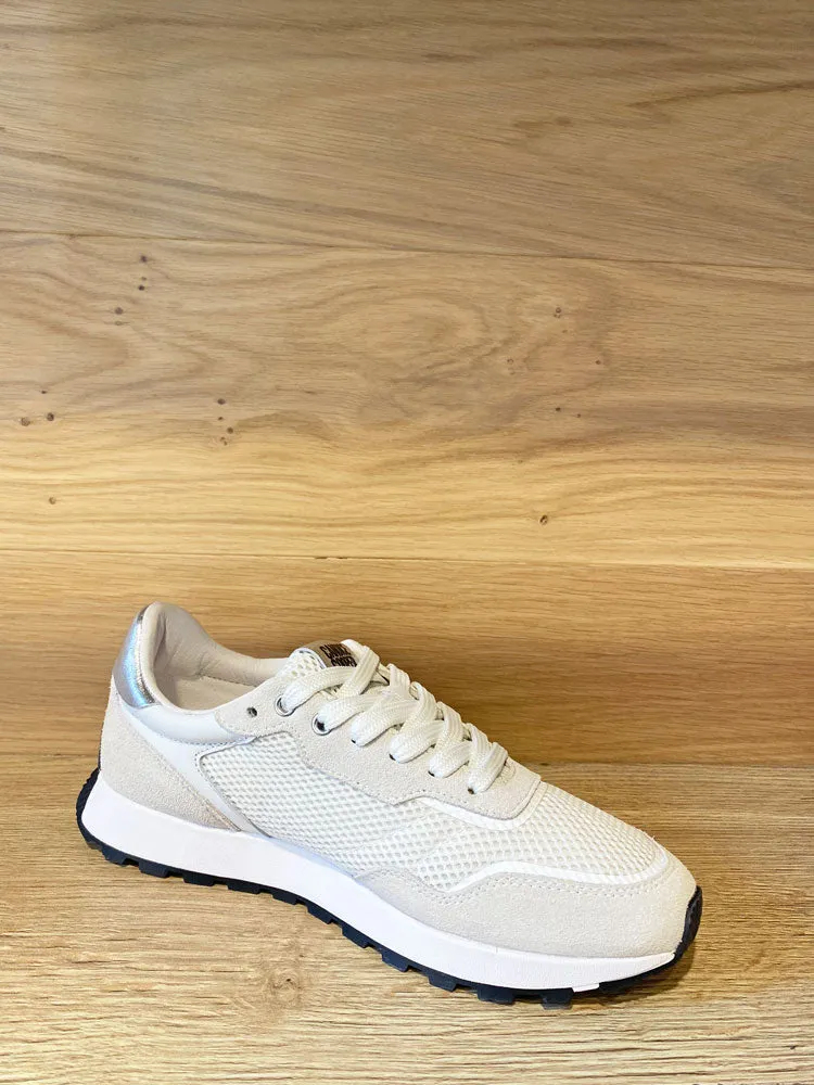Candice Cooper Plume 2 Trainers Dust & White