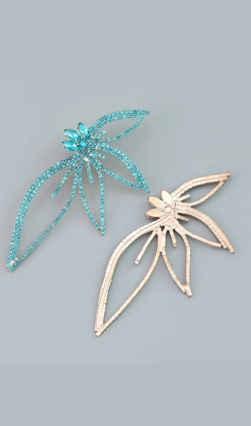 CRYSTAL FLOWER EARRINGS IN BLUE Gloria Lanvin