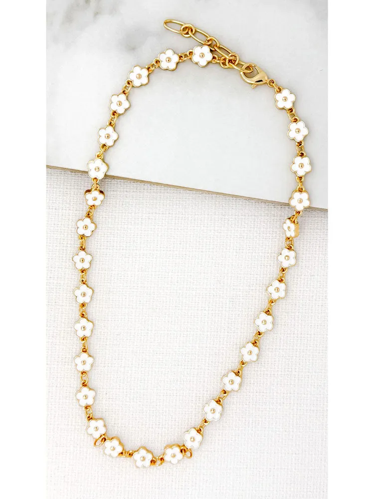 Envy Short Daisy Necklace Gold