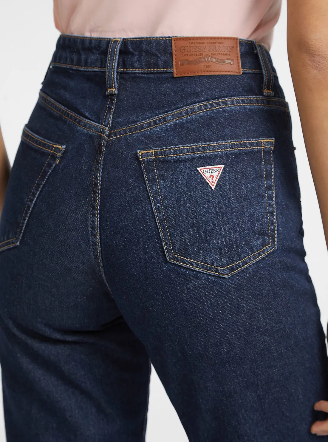 Guess Jeans G06 Mom Jeans Guess