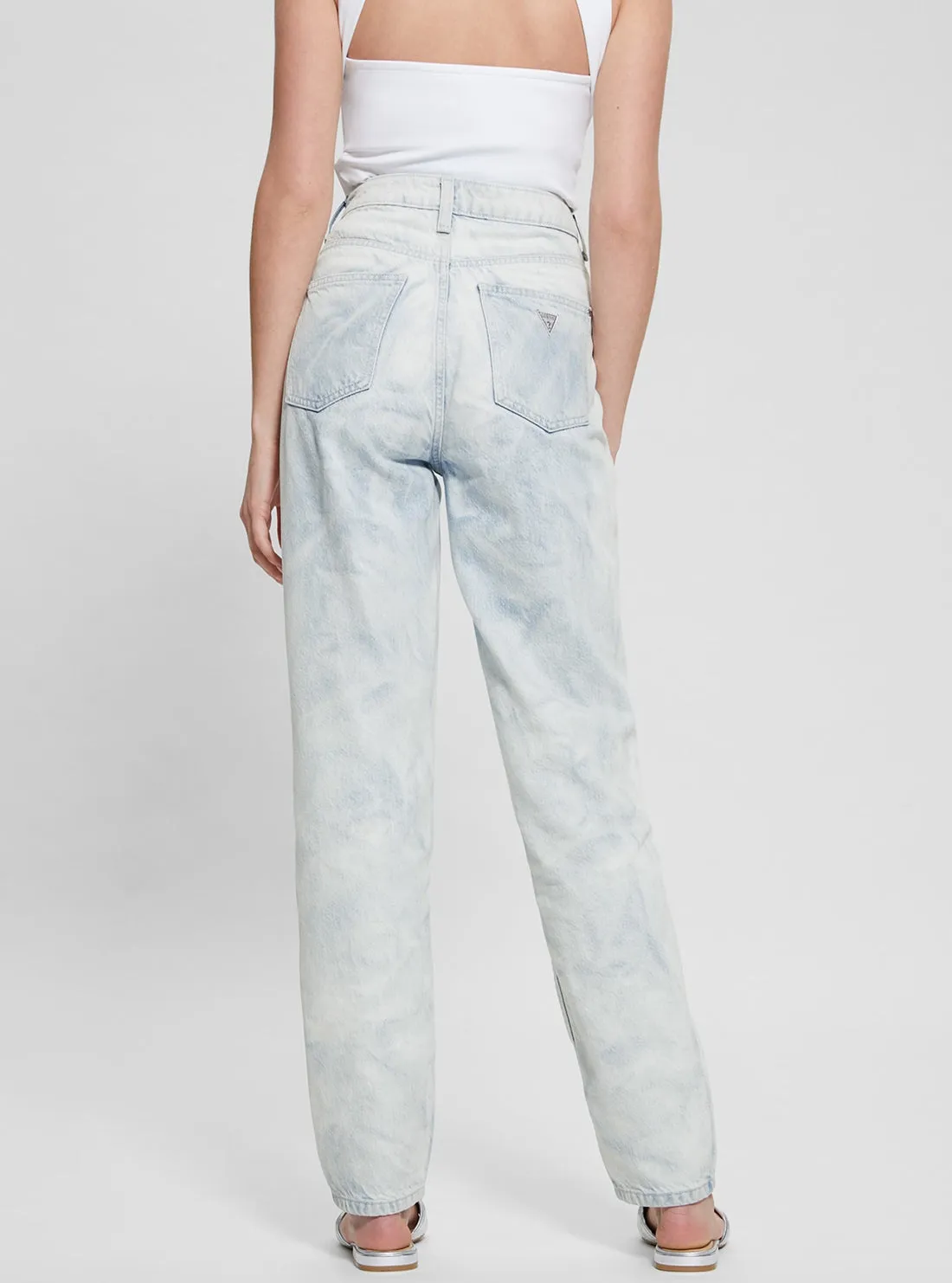 High-Rise Mom Jeans in Light Wash Guess