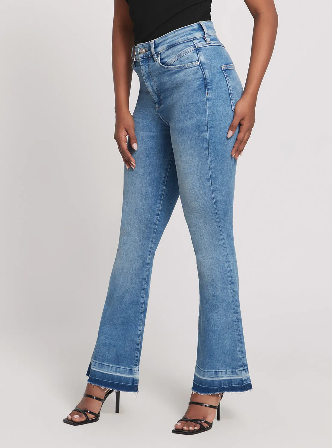 High-Rise Pop 70s Denim Jeans in Mid Wash Guess