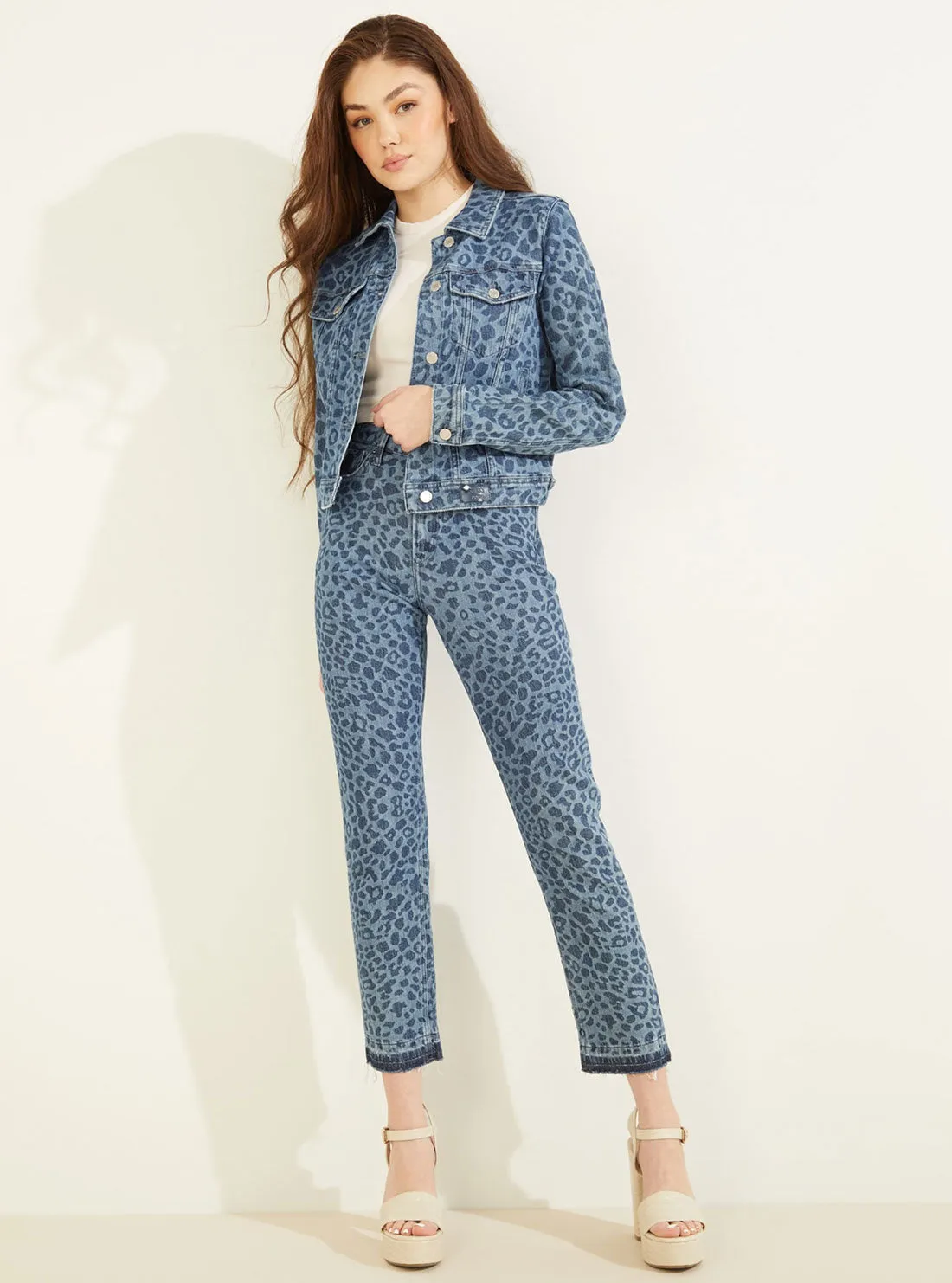 High-Rise Slim Fit Girly Denim Jeans In Leo Jade Wash Guess