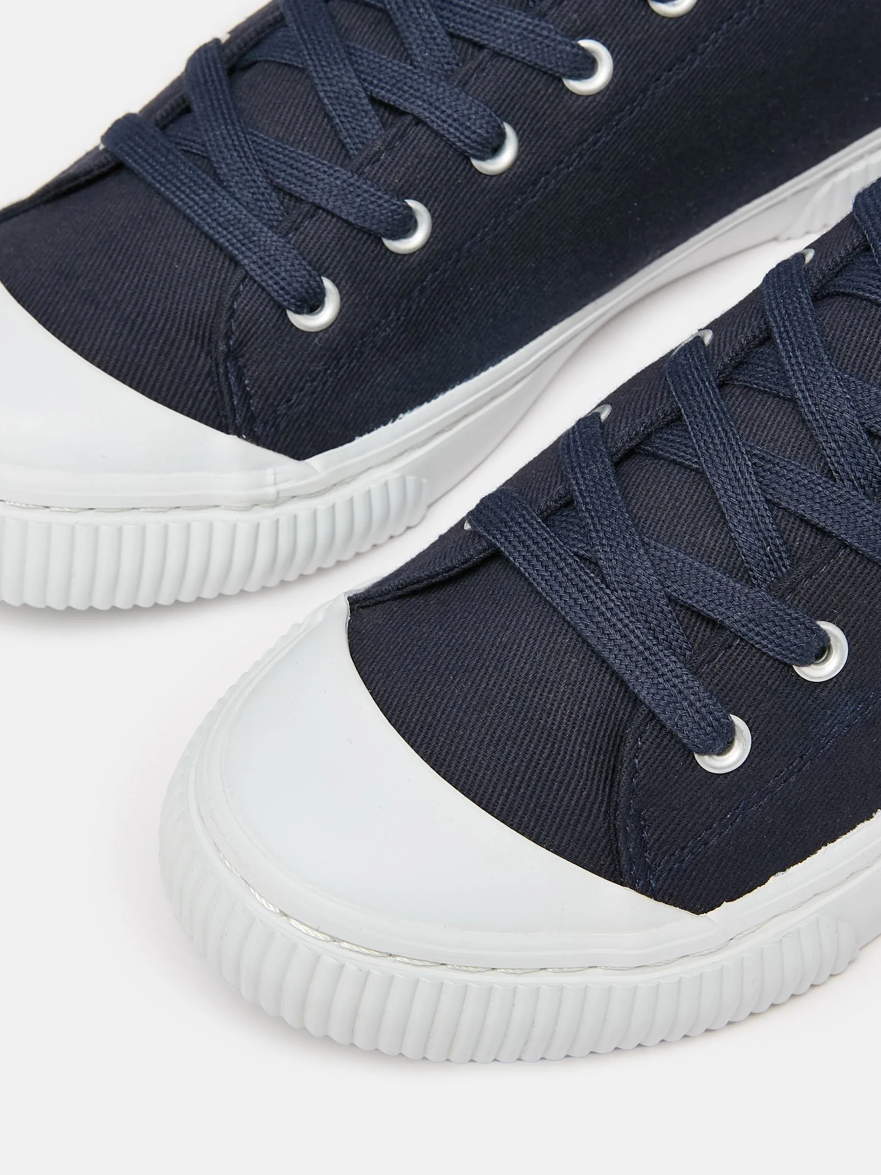 Joules Coast Pump Canvas Trainers