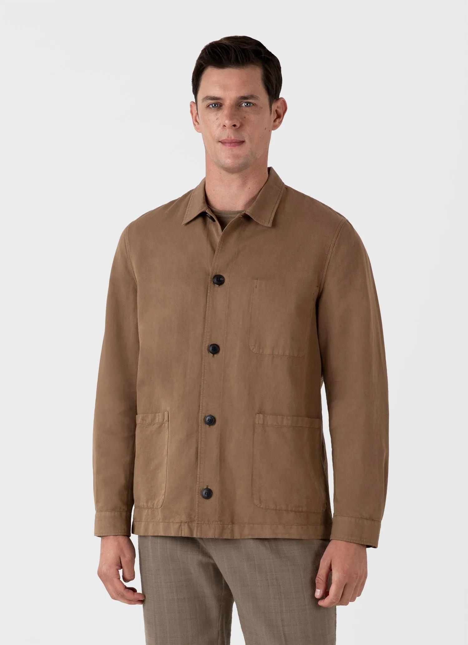 Men's Cotton Linen Twin Pocket Jacket in Dark Tan Sunspel