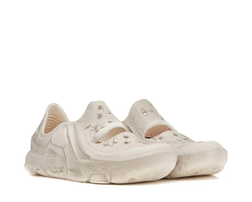 Nike ISPA Universal