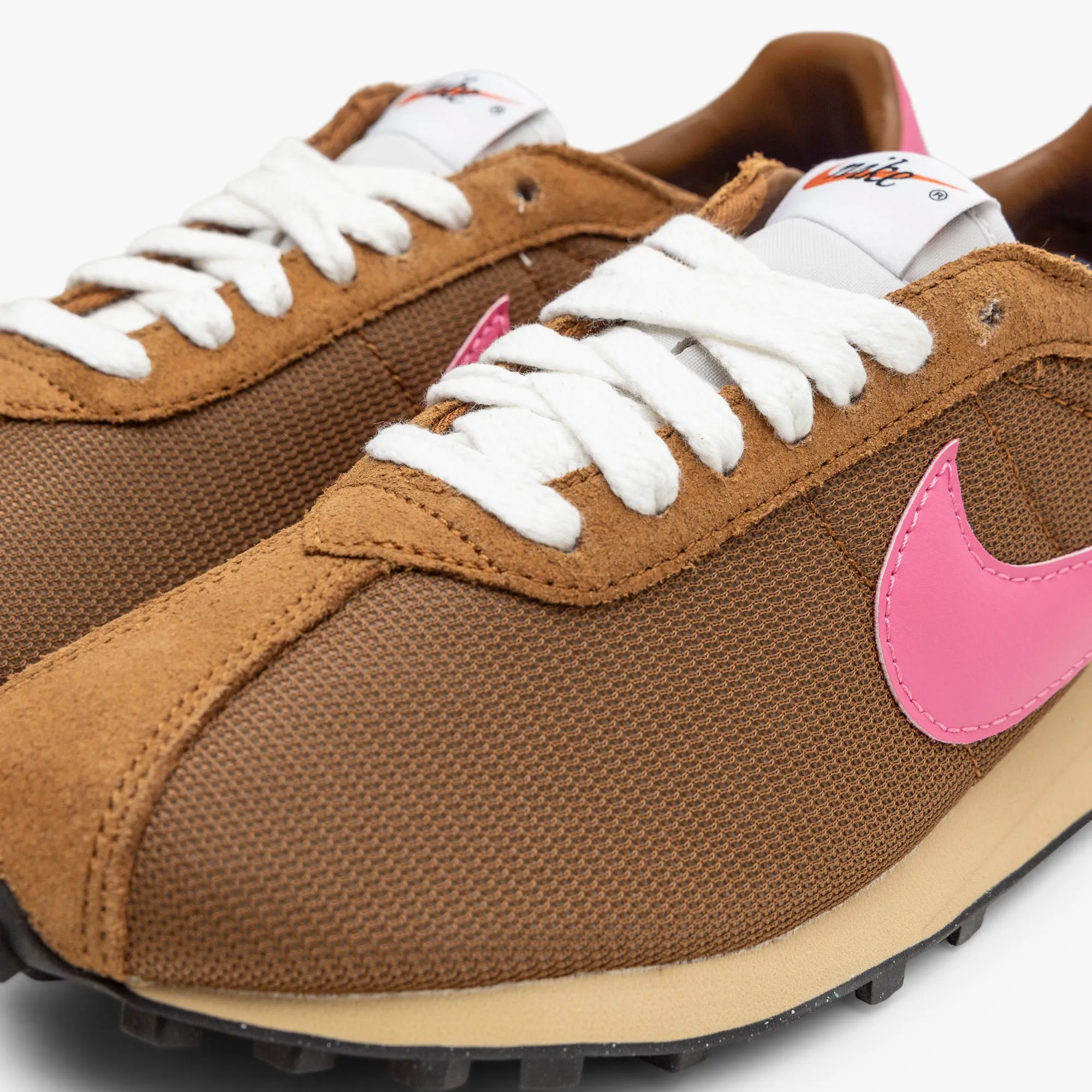 Nike LD-1000 SP / Light British Tan / Pinksicle