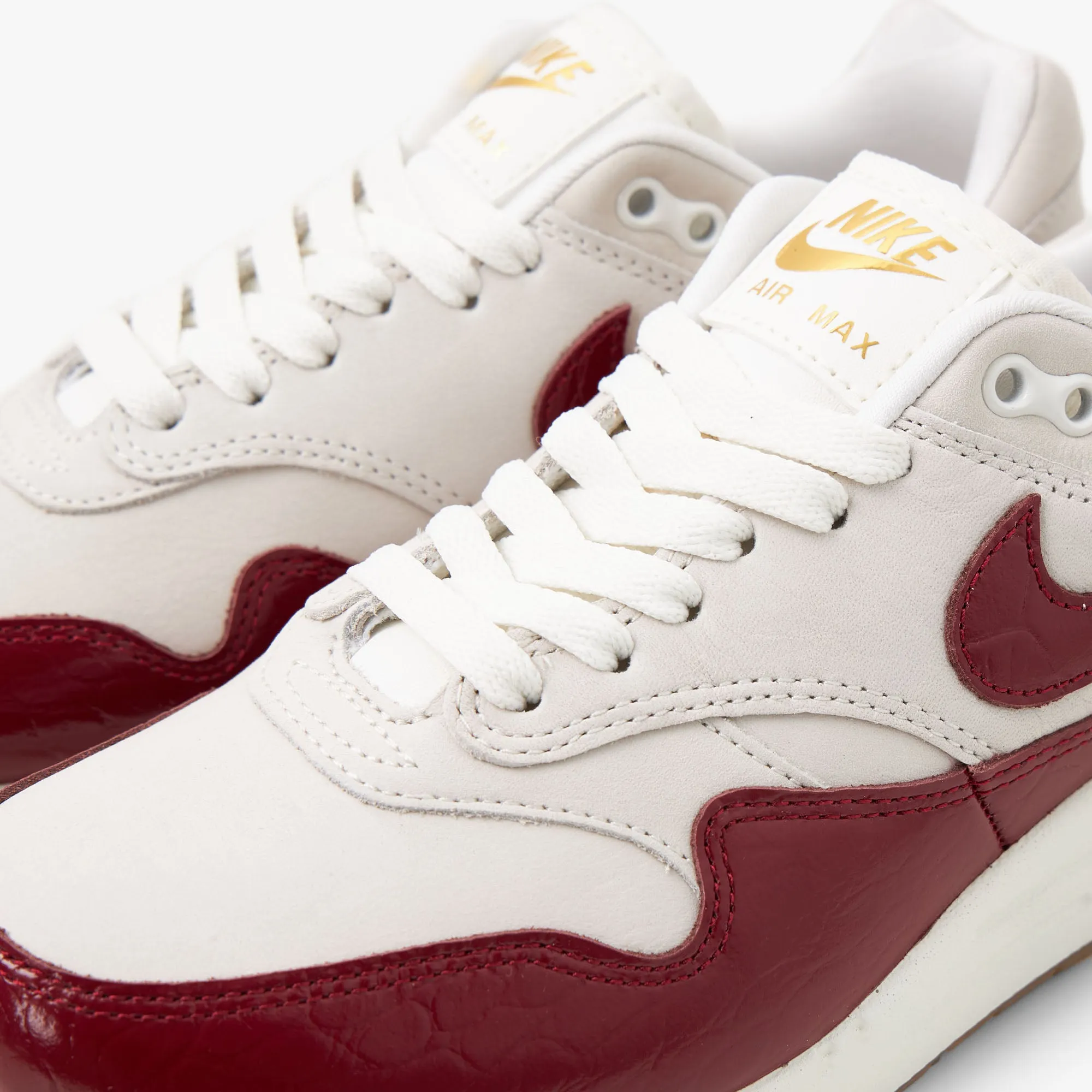 Nike Women's Air Max 1 LX Sail / Team Red - Sail
