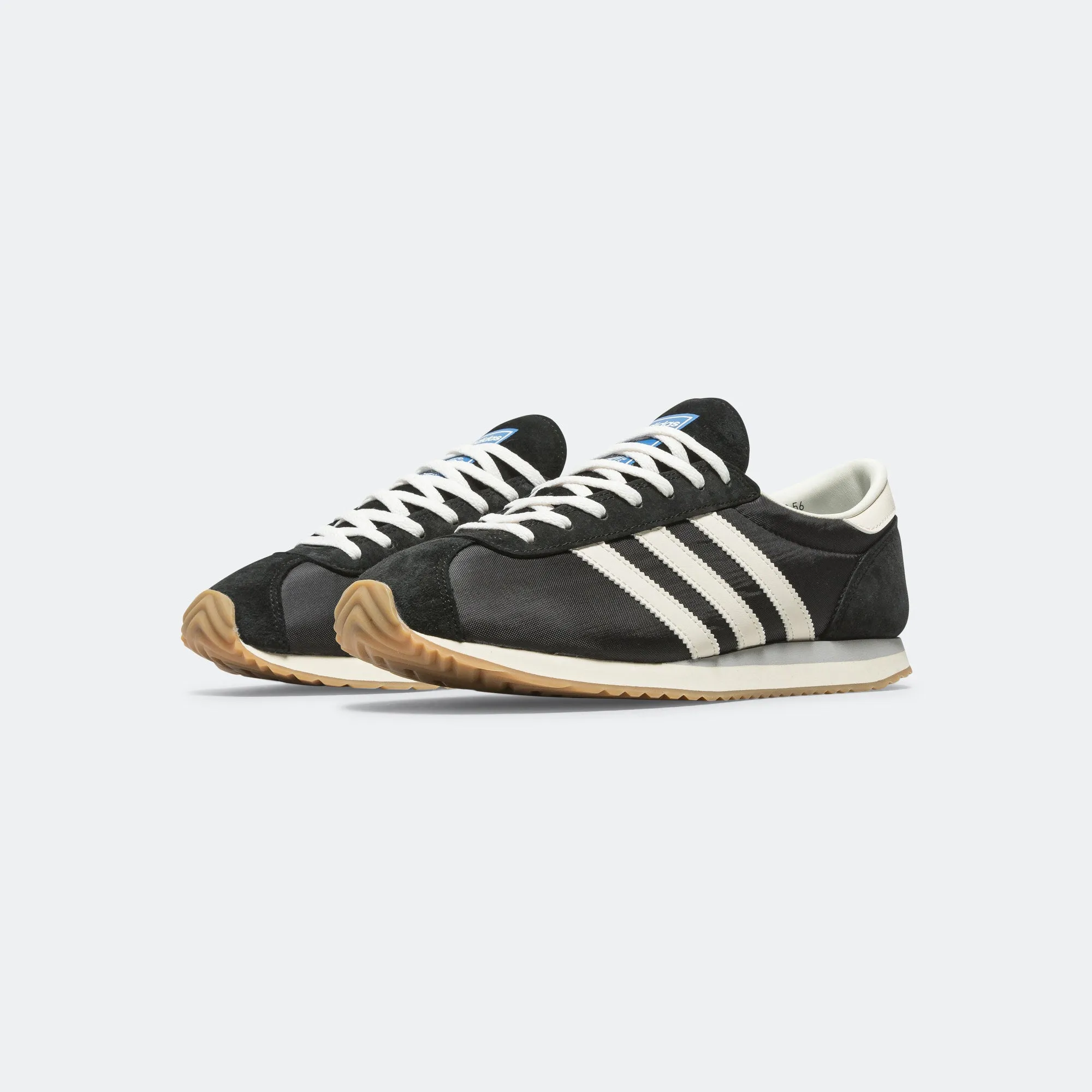Pampanga SPZL - Core Black/Chalk White-Off White