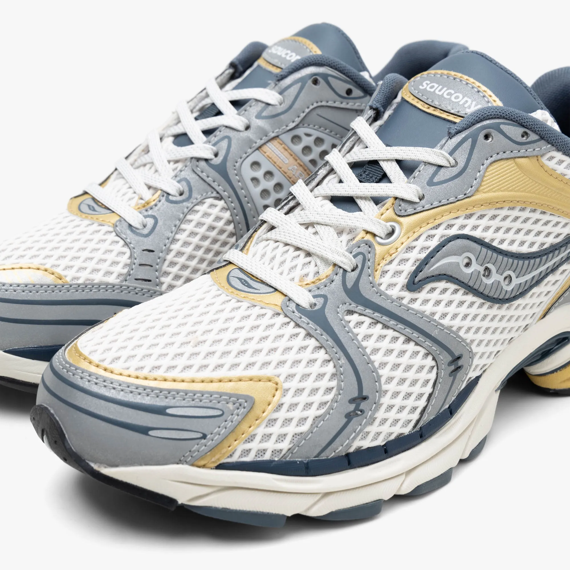 Saucony Progrid Triumph 4 Grey / Silver