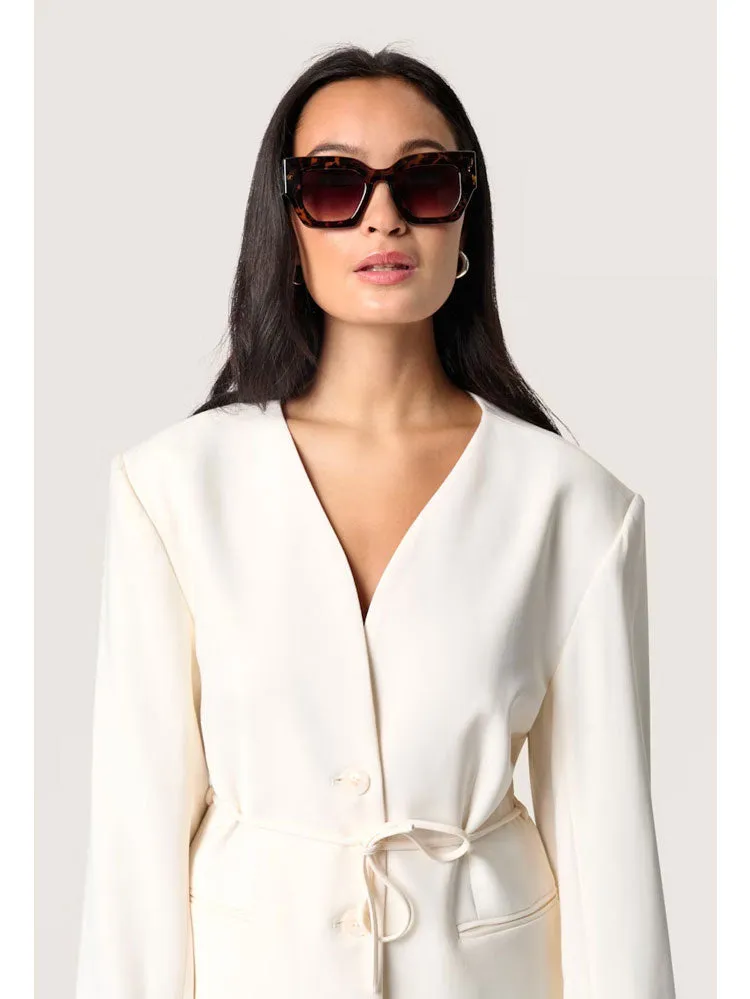 Soaked in Luxury SLChase Sunglasses Dark Brown