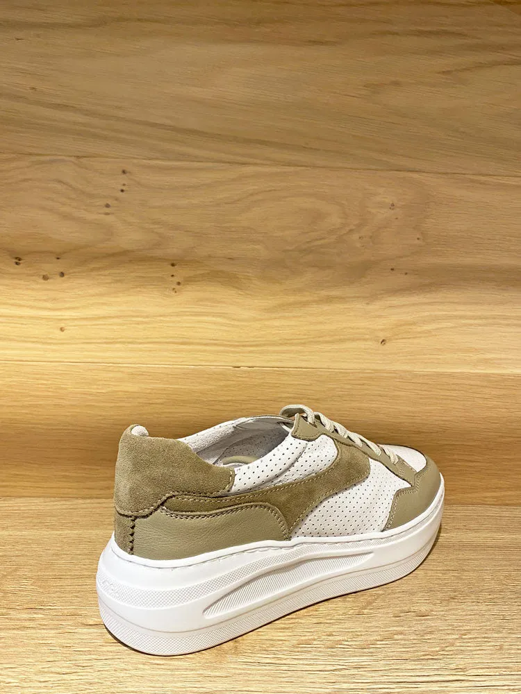 Unisa Fusta Trainers White & Khaki